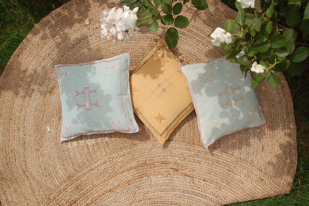 Gối Tựa Thổ Cẩm Ma rốc - Lụa xương rồng - Xanh Biển 45x45cm