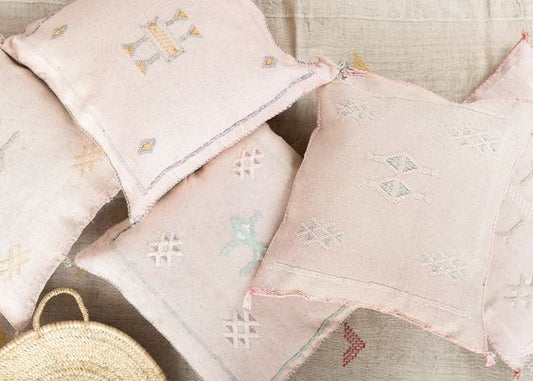 Moroccan Brocade Pillow - Cactus Silk - Light Pink 45x45cm