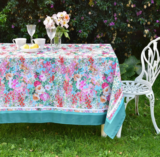 Mẫu số 28 - Khăn trải bàn Hoa hồng Garden of Rose