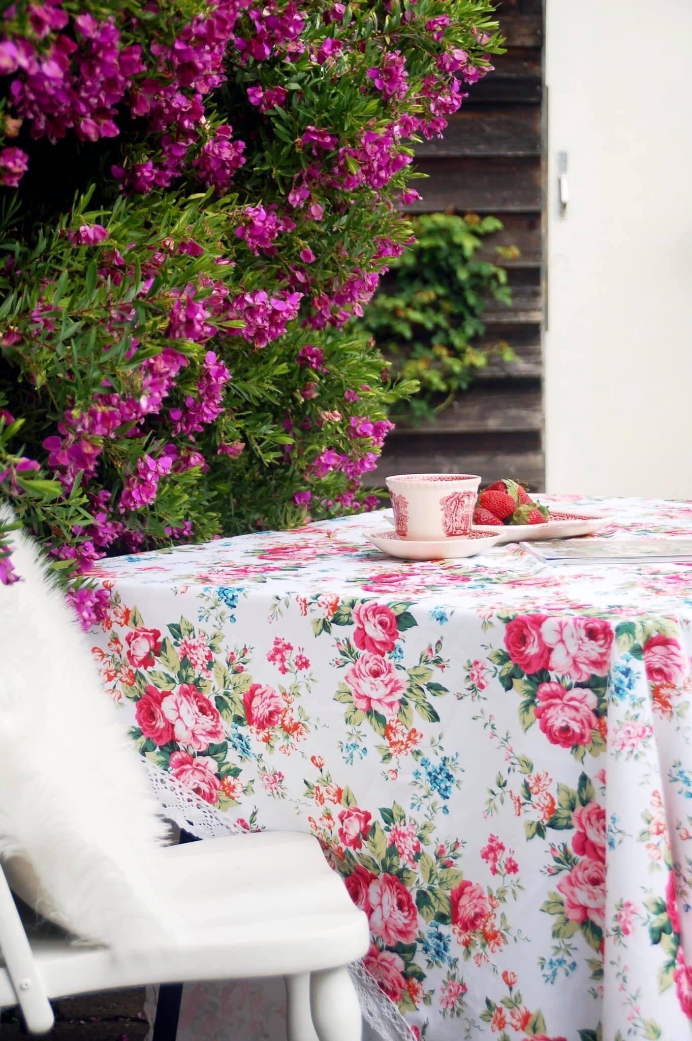 Model No. 5 - Vintage Rose Tablecloth