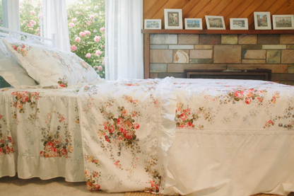 Valance sheet & Duvet cover set - Victoria Blue Rose