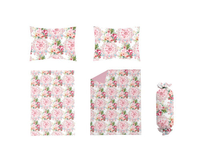 Chăn ga gối cotton cao cấp họa tiết chăn ga gối hoa hồng Victoria Pink Rose hình ảnh mockup trọn bộ set 5 món ga phủ xếp ly, vỏ gối nằm và vỏ gối ôm thắt nơ sang trọng
