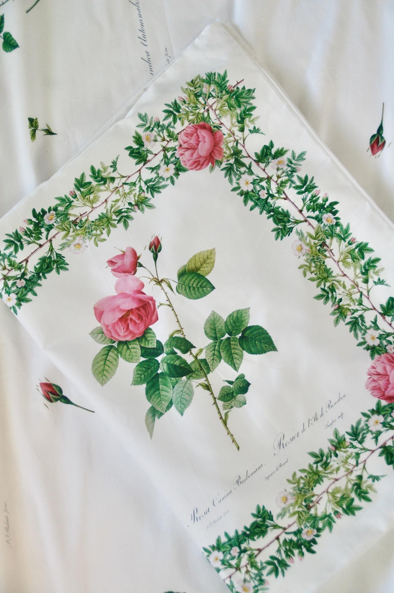 Vỏ Gối Nằm - Hoa Hồng Botanical Rose - Cotton Sateen