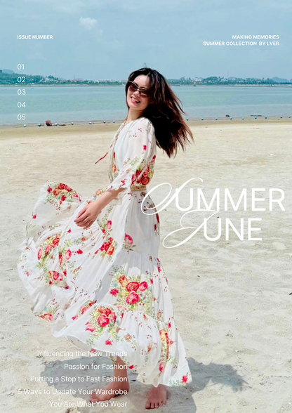 Váy maxi đi tiệc và đầm đi du lịch nghỉ dưỡng họa tiết hoa hồng Victoria Rose, chất vải Georgette Rayon bay bổng trong ảnh bìa lookbook chụp tại bãi biển ngập nắng
