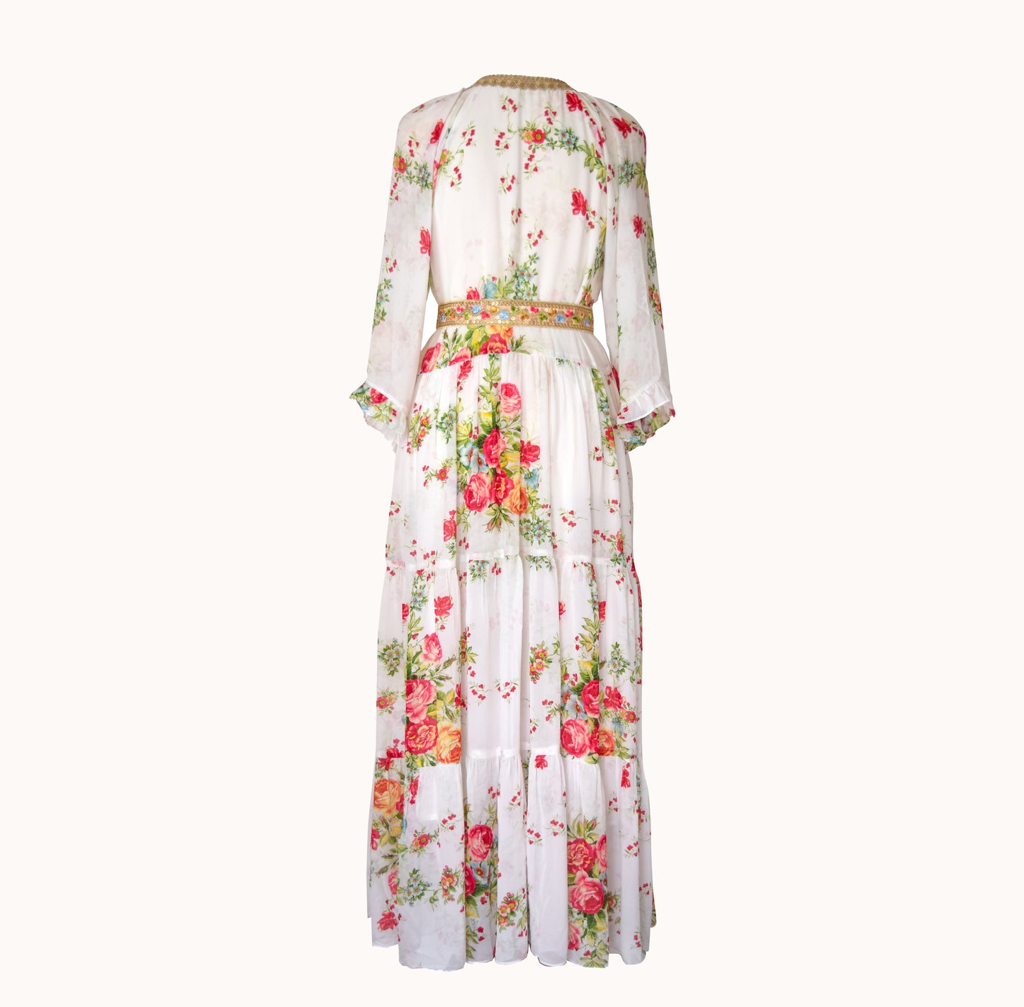 Váy maxi đi tiệc và đầm đi du lịch nghỉ dưỡng họa tiết hoa hồng Victoria Rose, ảnh studio chụp cận cảnh phom dáng mặt sau lưng khoét giọt nước thắt nơ kiểu Pháp tinh tế
